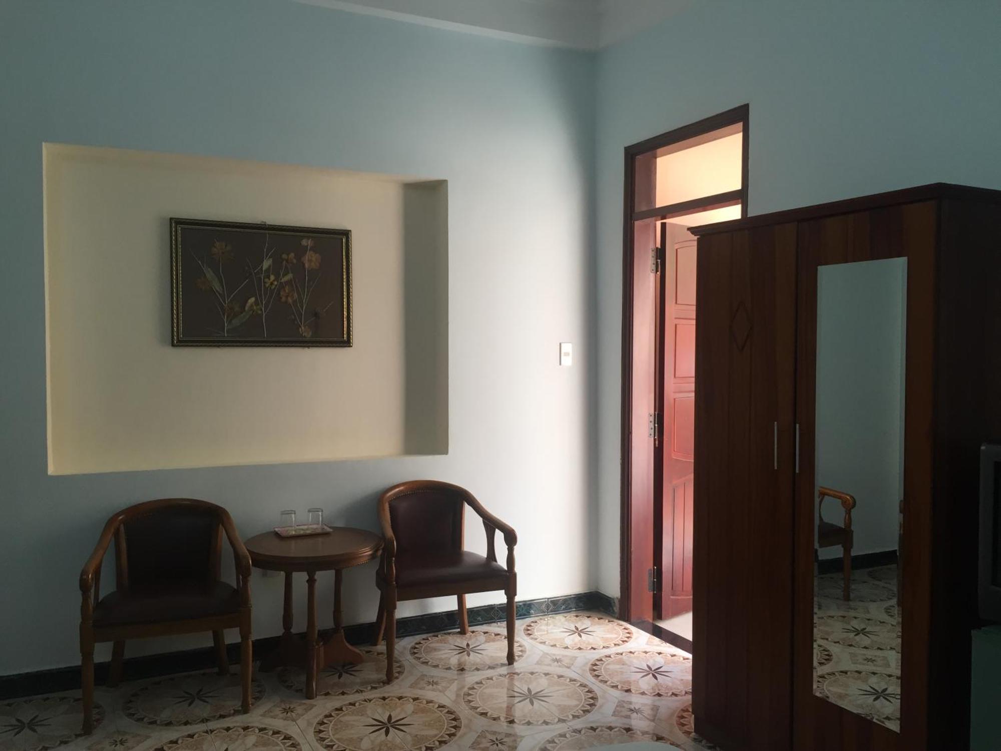 Star Binh Duong Hotel Hue Quarto foto